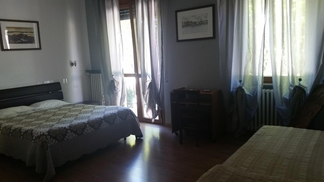 Trattoria Ceriati Room & Breakfast Salsomaggiore Terme Exteriör bild